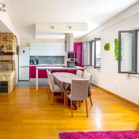 Luxury Olavia Rooftop Terrace & Seaview Apartment