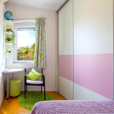 Luxury Olavia Rooftop Terrace & Seaview Apartment *