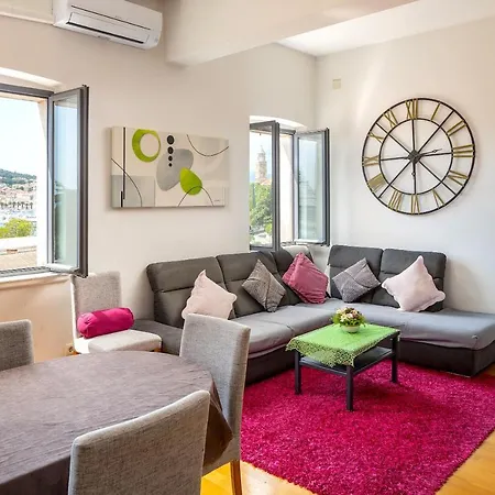 Luxury Olavia Rooftop Terrace & Seaview Split