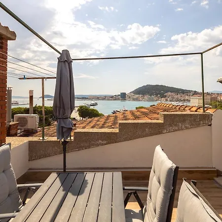 Luxury Olavia Rooftop Terrace & Seaview * Split