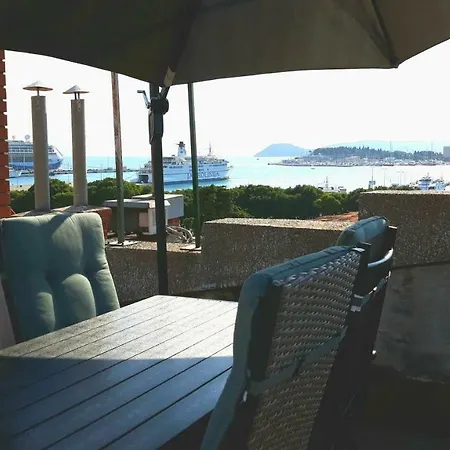 Appartement Luxury Olavia Rooftop Terrace & Seaview Split